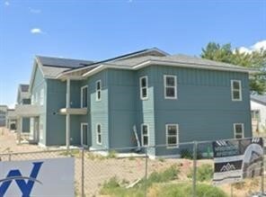 215 NW 11th St, Hermiston, OR 97838 - photo 4