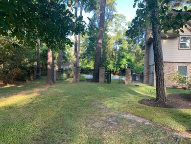 15370 Pinehurst Cir, Conroe, TX 77384 - photo 4