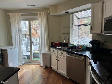 45 Stevens Ct unit 3145, Bedminster, NJ 07921 - photo 4