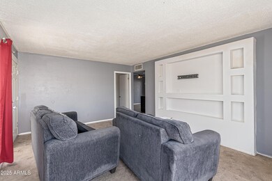 7520 W Crittenden Ln, Phoenix, AZ 85033 - photo 4