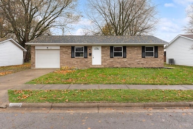 1052 Linhof Rd, Wilmington, OH 45177 - photo 2