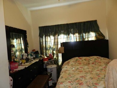 3437 W Parker Ave, Chicago, IL 60647 - photo 5