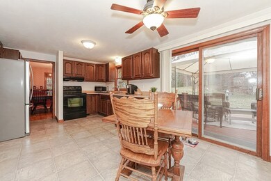 14 Reservoir Dr, Bellingham, MA 02019 - photo 7