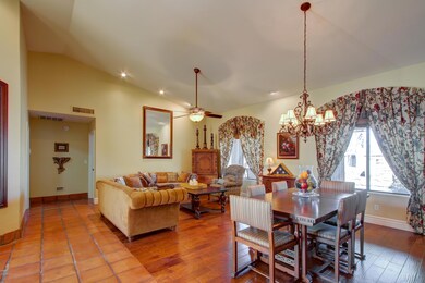 1306 E Sunburst Ln, Tempe, AZ 85284 - photo 6