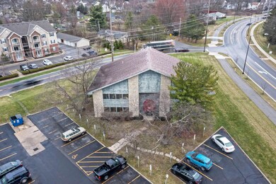 6-web-or-mls-117LazelleRoadEastExt_Homma