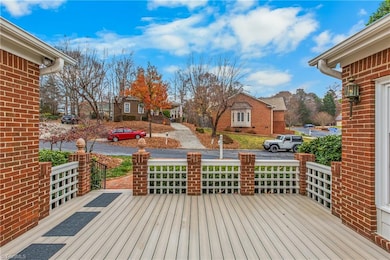 1001 Nuthatch Ct, High Point, NC 27262 - photo 6