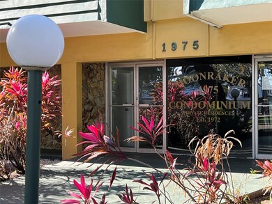 1975 NE 135th St unit 3R, North Miami, FL 33181 - photo 2