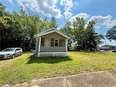 View of front of property featuring a porch