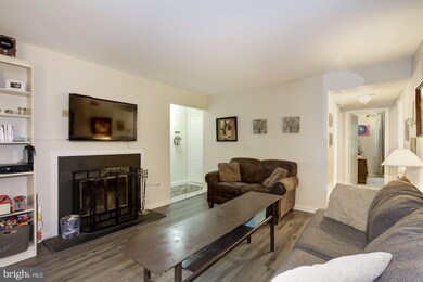 20249 Shipley Terrace unit 5-C-101, Germantown, MD 20874 - photo 6
