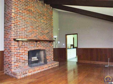 5730 SW 47th St, Topeka, KS 66610 - photo 4