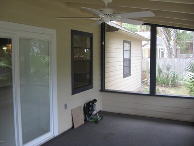 Screened Porch 1