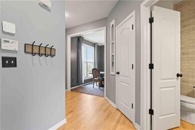 13987 W 147th St, Olathe, KS 66062 - photo 5