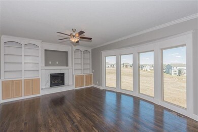 4907 NE 104th St, Kansas City, MO 64156 - photo 5