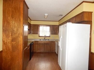 923 923 E 8th St, Tyler, TX 75701 - photo 7