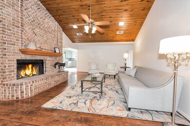 23502 Crooked Creek Ct, Hockley, TX 77447 - photo 7