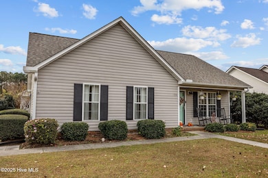 338 Meadow Dr, Ayden, NC 28513 - photo 5