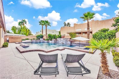 Check out this backyard!!! Big beautiful swimming