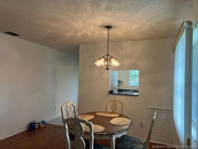 DINING ROOM, PASS THROUGHT TO KITCHEN. SIDE WINDOW