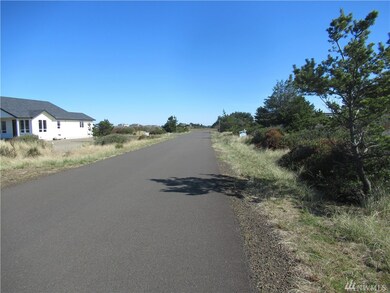 455 N Portal Loop SW unit 98569, Ocean Shores, WA 98569 - photo 3