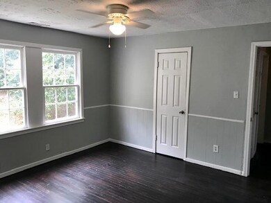 910 Ponce de Leon Cir, Macon, GA 31206 - photo 2