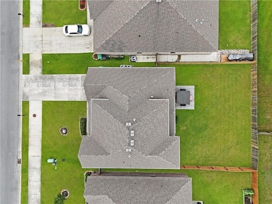 587 Lakeshore Village E None, Slidell, LA 70461 - photo 3