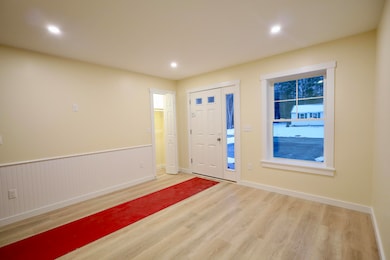 30 Lewis St unit 4, Greenville, ME 04442 - photo 4