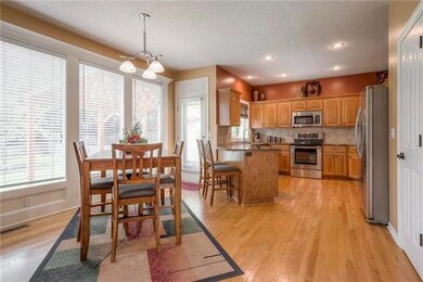 7240 Widmer Rd, Shawnee, KS 66216 - photo 6