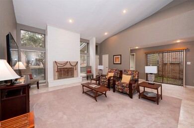 2009 Marguerite St, Bay City, TX 77414 - photo 4