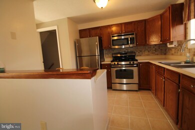 1102 Laurens St, Baltimore, MD 21217 - photo 2