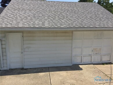 2851 S 109th St, Toledo, OH 43611 - photo 4