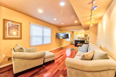 2 Anvil Ct, Marlboro, NJ 07746 - photo 3