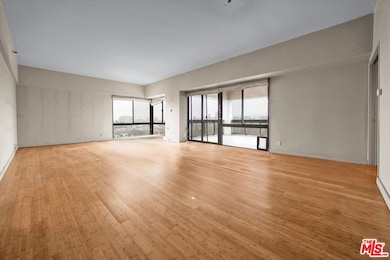The Grand Westwood Condominiums unit 904, Los Angeles, CA 90024 - photo 6