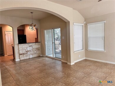 2020 Meadow View Dr, San Marcos, TX 78666 - photo 2
