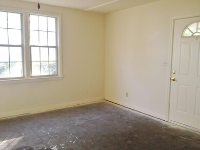 5065 Kingsbury St, Jacksonville, FL 32205 - photo 3