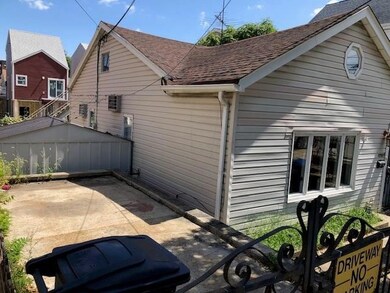 2785 Brown St, Brooklyn, NY 11235 - photo 4