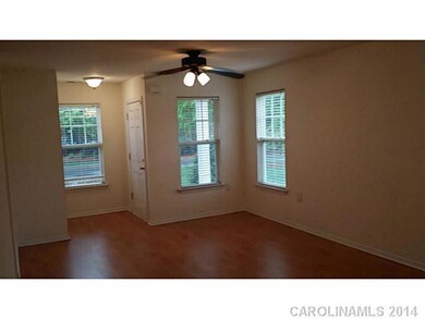 1489 Harpers Inlet Dr, Clover, SC 29710 - photo 2