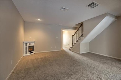 256 Pointe Ln, Raymore, MO 64083 - photo 3