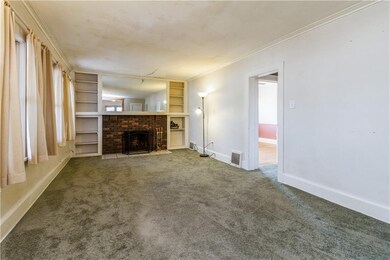 4114 Pleasant St, Des Moines, IA 50312 - photo 3