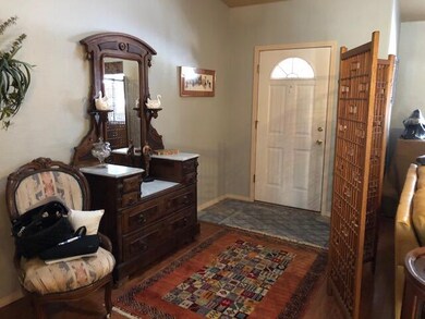 Entry way