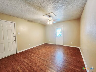 1301 Martin Luther King Junior Dr, Copperas Cove, TX 76522 - photo 3