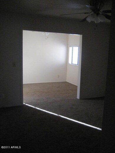 master bedroom sitting area