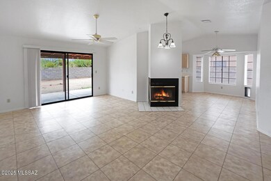 8650 N Chinaberry Way, Tucson, AZ 85742 - photo 4