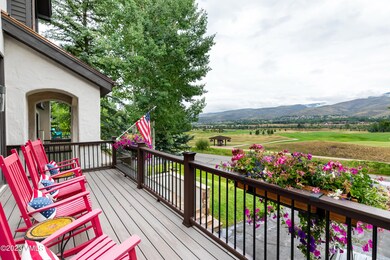 560_arrowhead_dr_e_exterior_front_deck_a