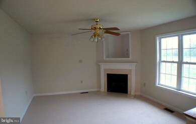 115 Barb Ct, Stephens City, VA 22655 - photo 2