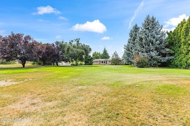 9515 Meadowbrook Rd024