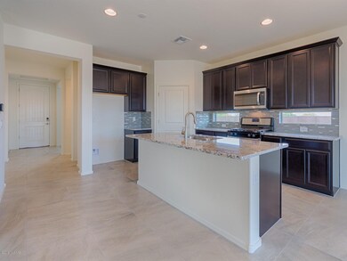 008_Kitchen