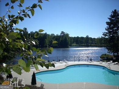 Swim / Tennis amenity area