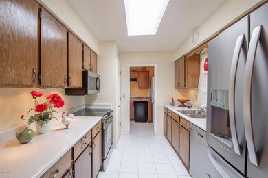 Large Kitchen