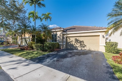 1784 Aspen Ln, Weston, FL 33327 - photo 2