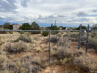 1012 24th St NW, Rio Rancho, NM 87144 - photo 3